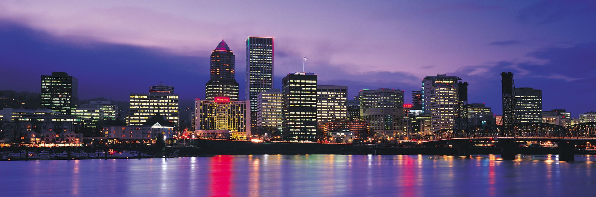 evening-portland-oregon-skyline