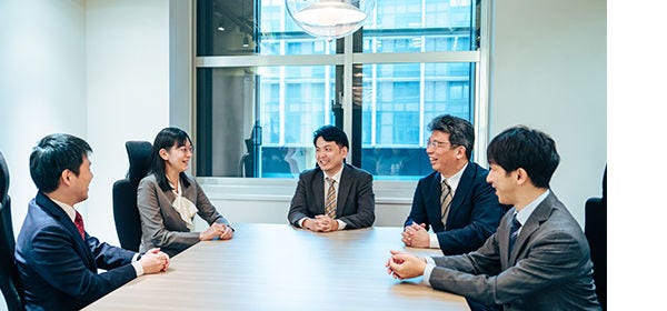 左から　KPMG　松本、木村、中川、志賀国際特許事務所　松沼氏、及川氏