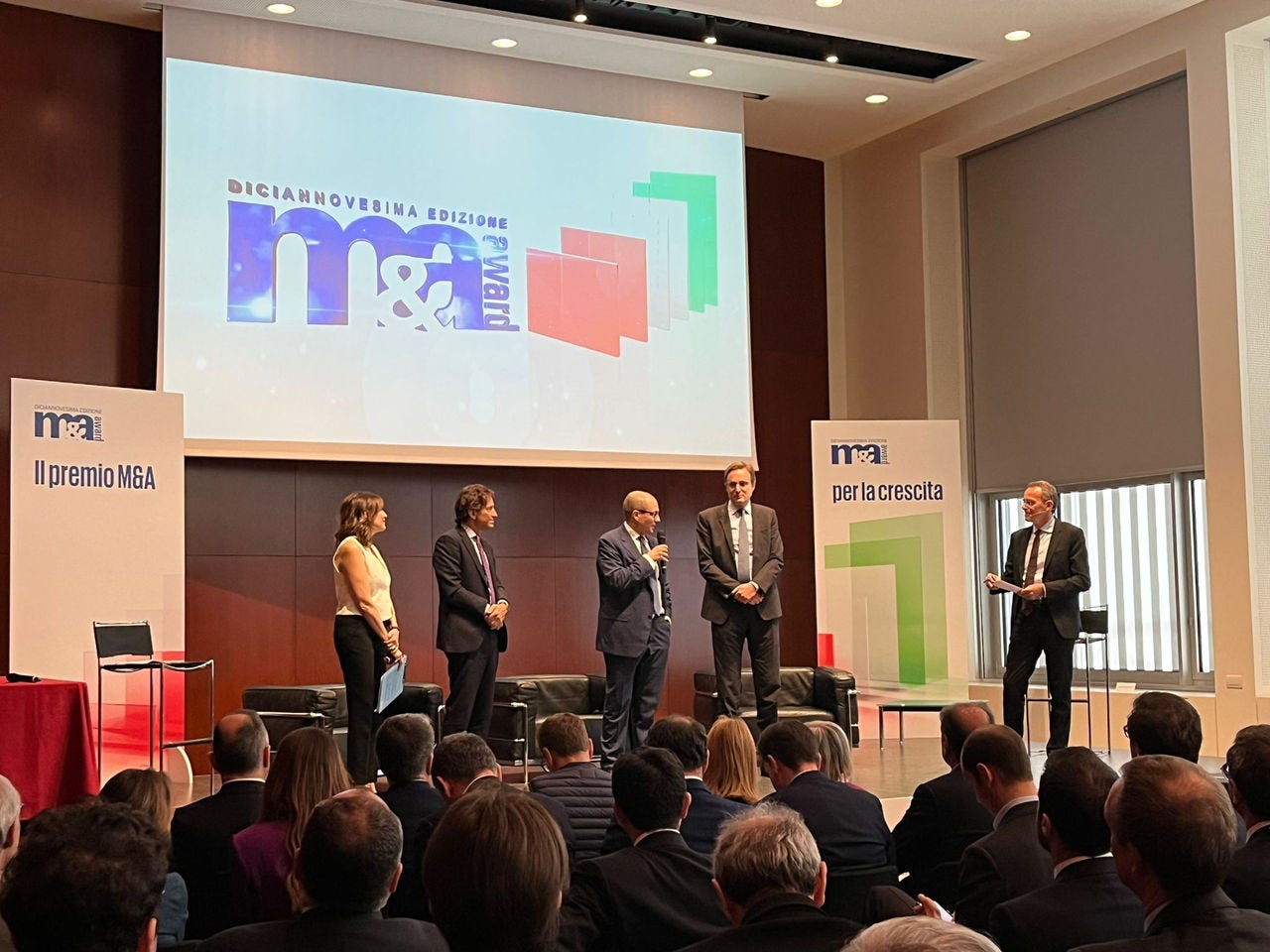 Parzani, Borsa Italiana Da sinistra: Jole Saggese, Eugenio Morpurgo, Max Fiani, Massimo Tononi e Andrea Cabrini