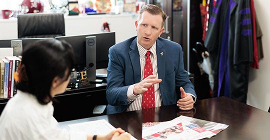 Japanese alt text: テンプル大学日本校学長　ウィルソン氏