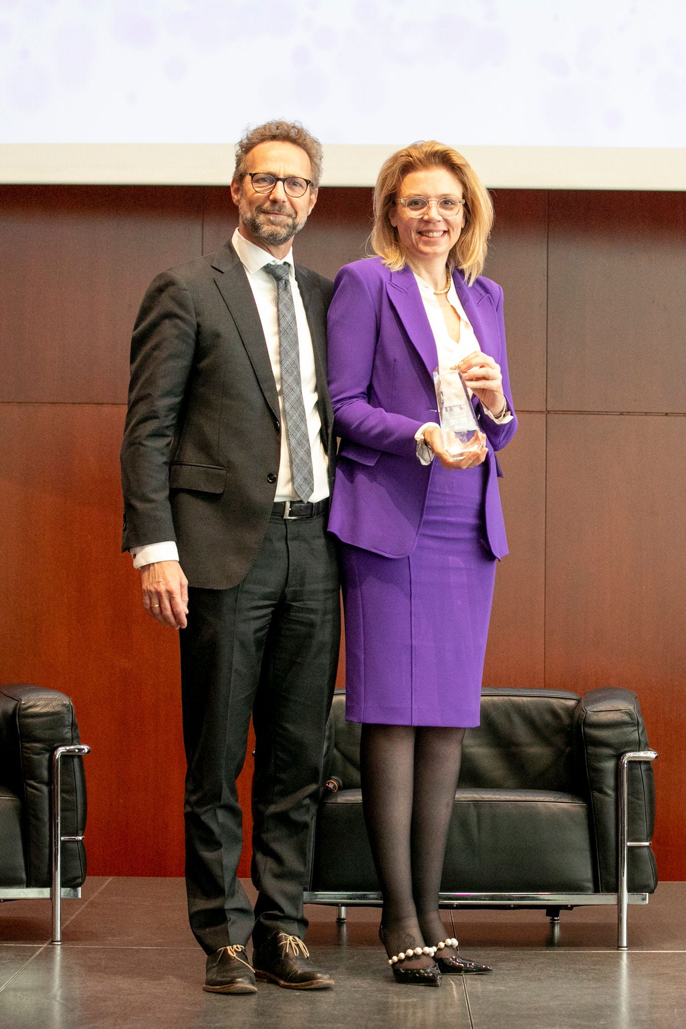 Parzani, Borsa Italiana Da sinistra: Jeroen Seligmann e Francesca Preti - Premio Estero su Italia