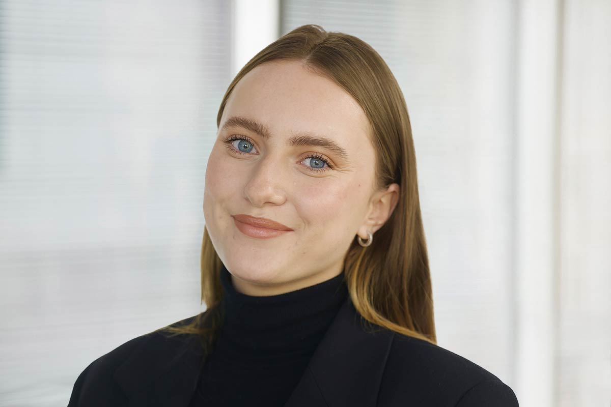 Olwyn Hughes - Grad and Student Programmes 2027