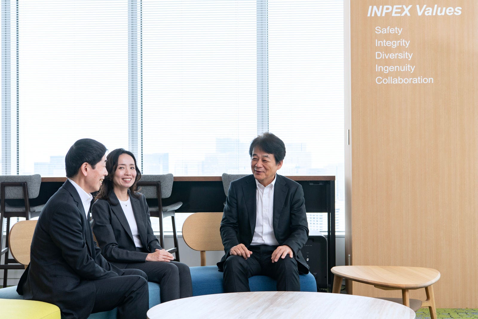 jp-corporate-branding-for-business-strategy-04