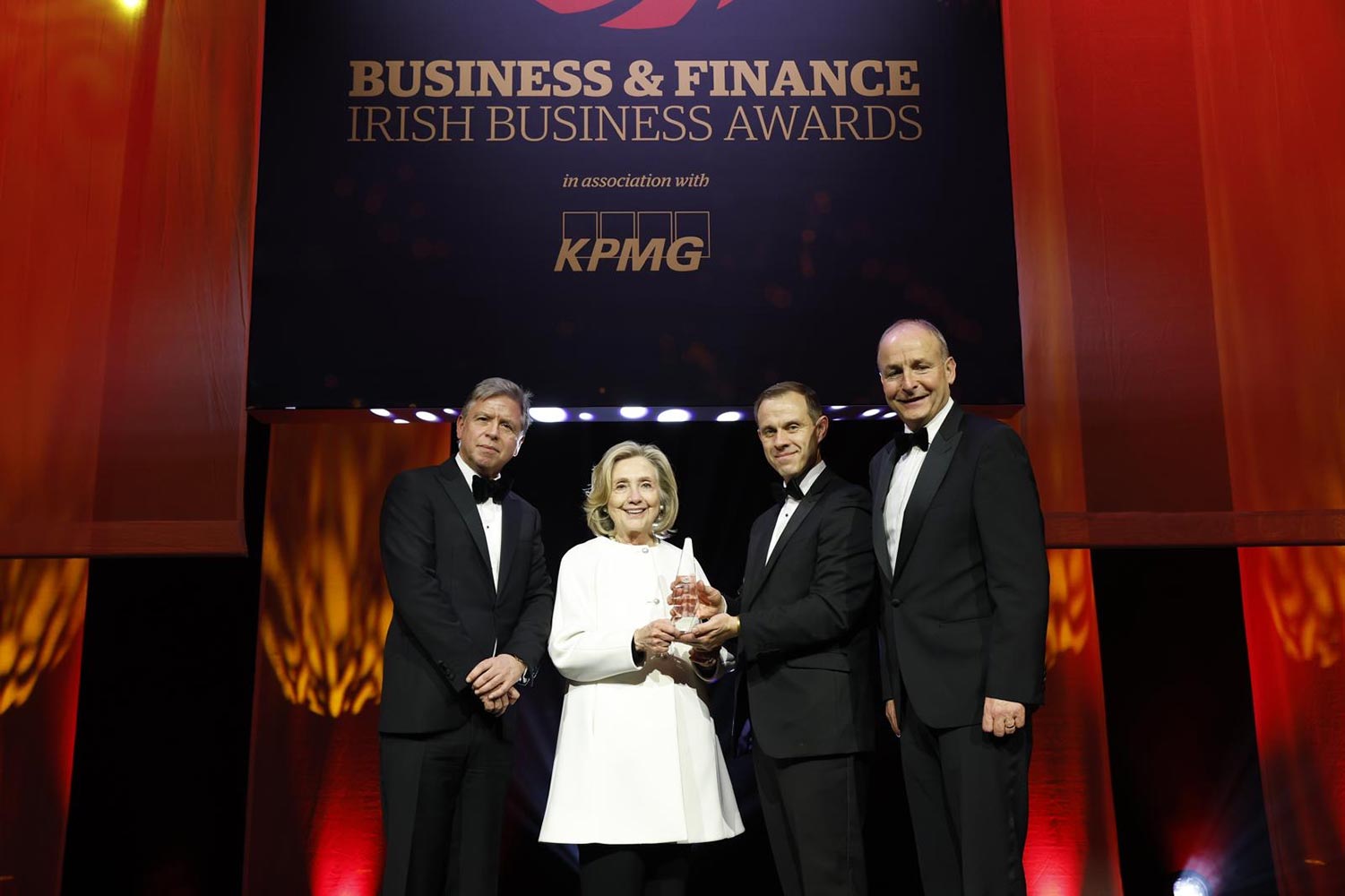 Sutherland Leadership Award Honouree Secretary Hillary Rodham Clinton (Ian Hyland - Business & Finance, Ryan McCarthy - KPMG, Secretary Hillary Rodham Clinton - Honouree, An Taoiseach Micheál Martin TD)