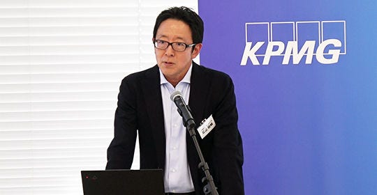 KPMGコンサルティング　足立 桂輔