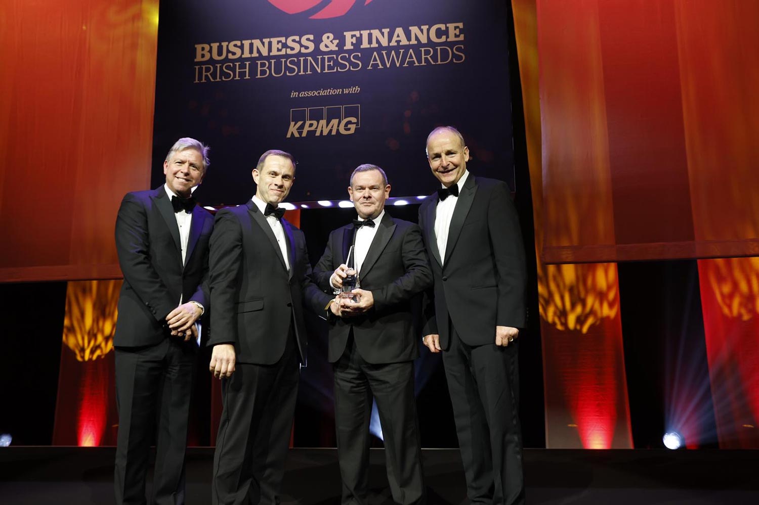 Smurfit WestRock, Company of the Year (Ian Hyland - Business & Finance, Ryan McCarthy - KPMG, Ken Bowles - Smurfit Westrock, An Taoiseach Micheál Martin TD)