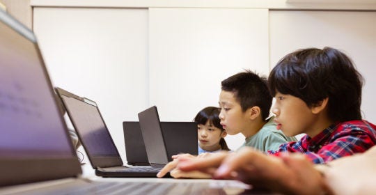 公共インフラにおける社会基盤の役割を果たす無線通信技術とその展望_図表1