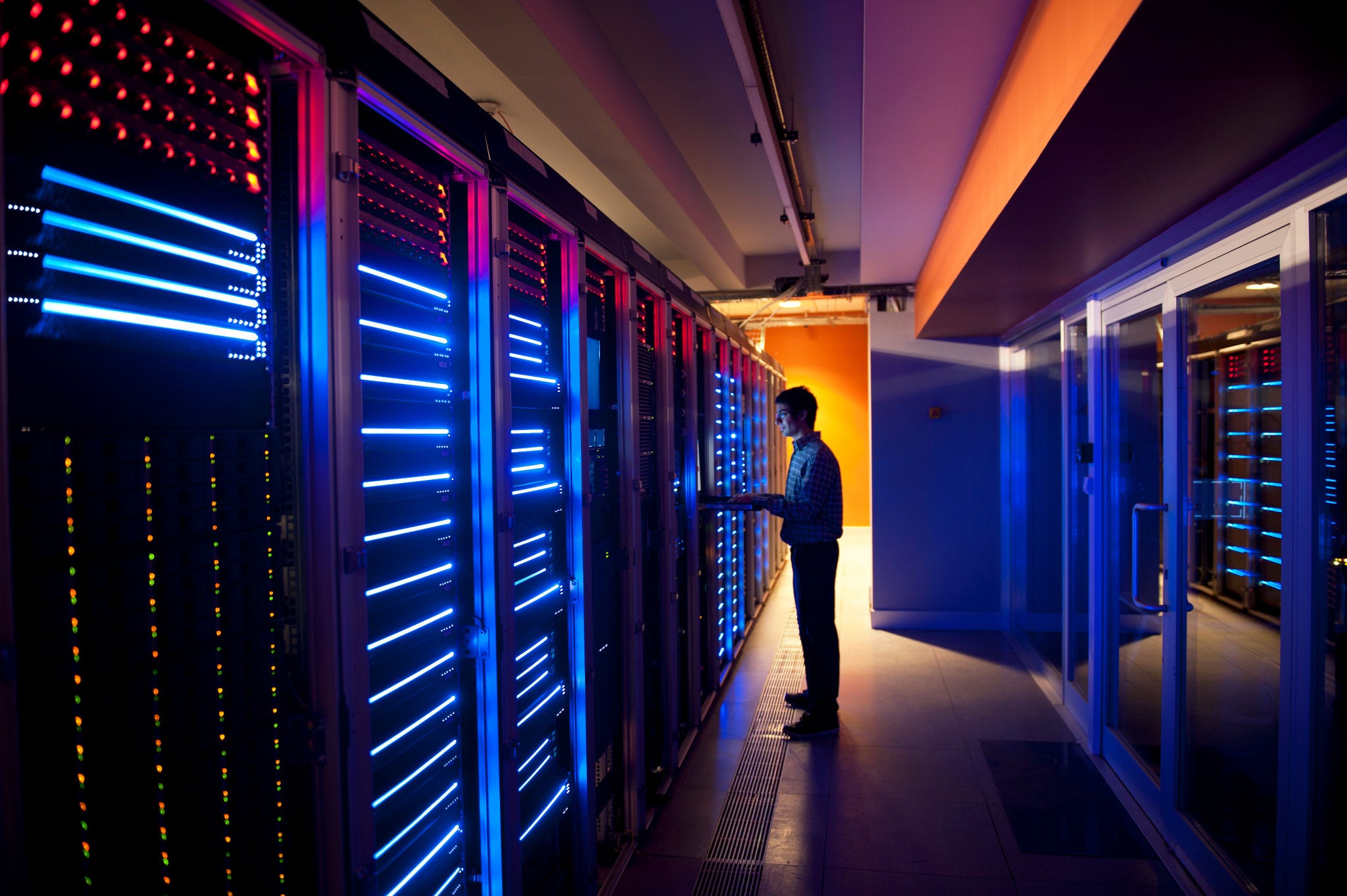 147456329 IT Engineer in Action Configuring Servers