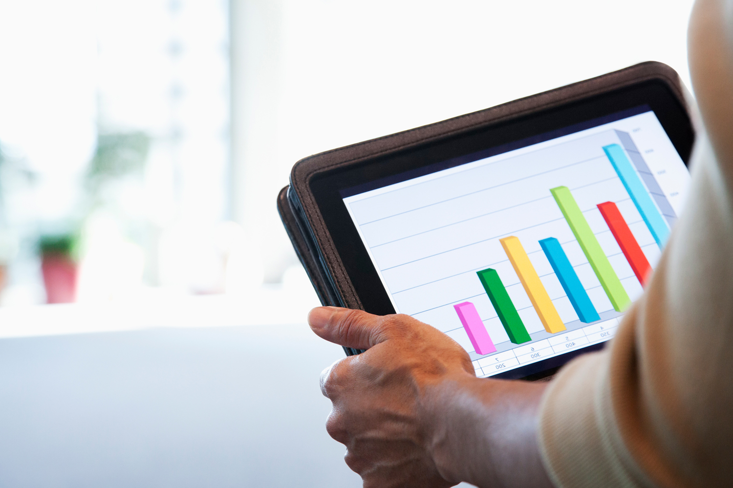 Japanese alt text: 2019 CCO調査　倫理・コンプライアンスの未来への洞察